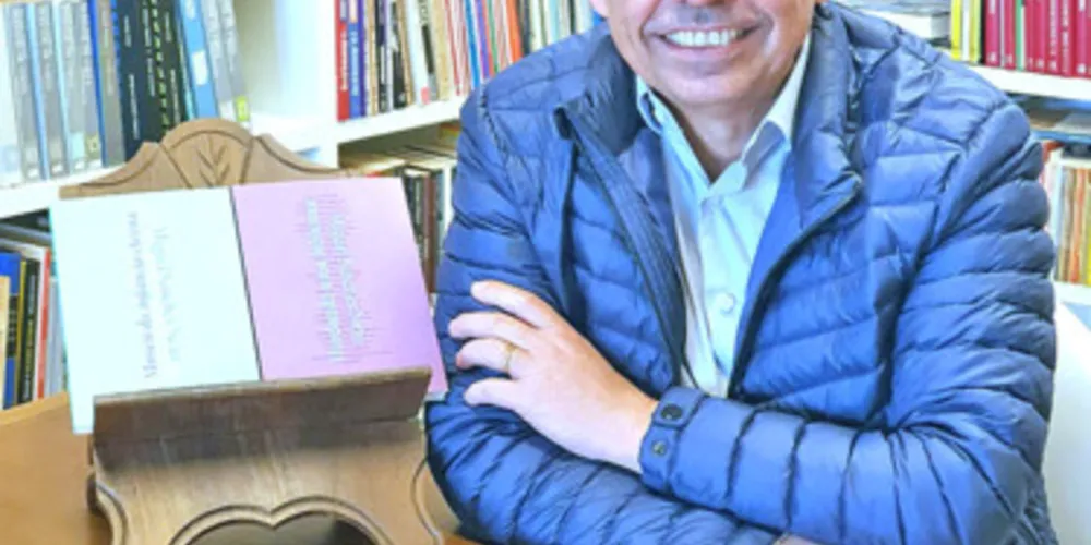 Reitor Miguel Sanches Neto.