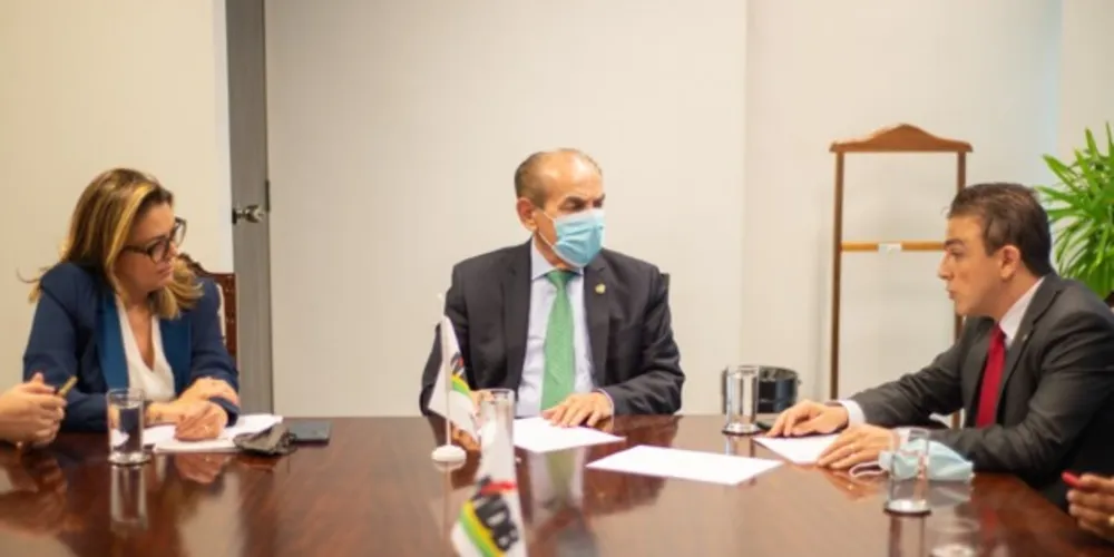 A reunião aconteceu na manhã desta quinta-feira (1).