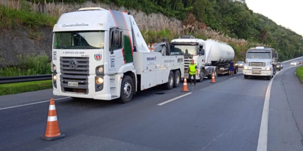 DER/PR tem realizado a manutenção das rodovias estaduais