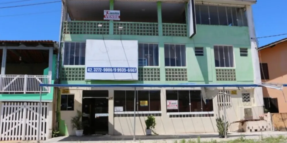 Imóvel possui três andares e 17 apartamentos; local também passará por reformas