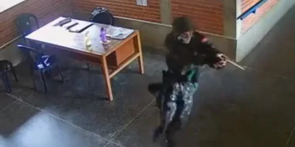 Cinco pessoas, três mulheres e duas crianças, seguem internadas em estado grave na rede pública de saúde da Grande Vitória, Espírito Santo, após o atentado