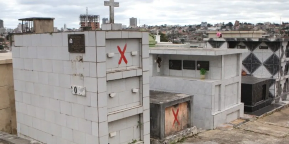 Limpezas deverão ser realizadas até 1º de novembro, um dia antes de 'Finados'