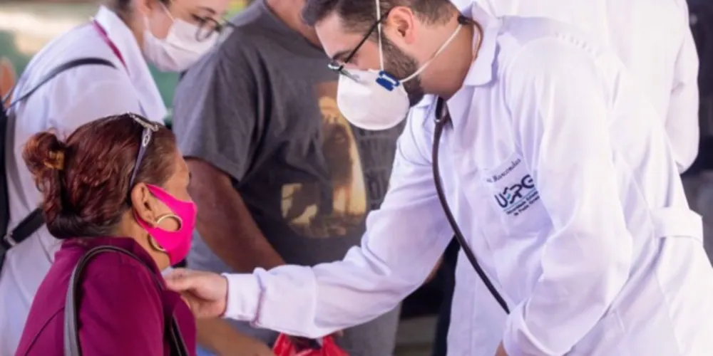 Equipe coletará dados de pessoas interessadas em fazer um mapeamento da saúde