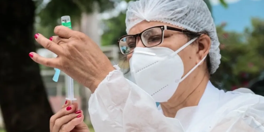 Quarta dose da vacina contra o coronavírus é válida para o público +18