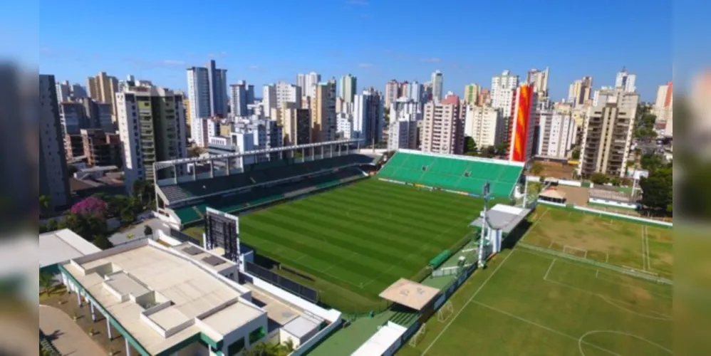 Duelo seria às 19 horas deste sábado, mas divergência por conta da presença de torcida visitante motivou ação do Tribunal