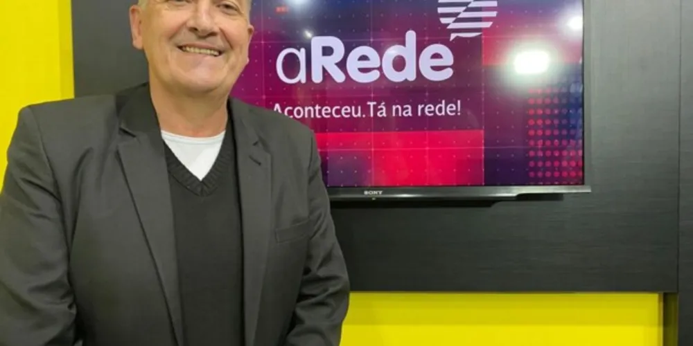 O ex-prefeito de Ponta Grossa, Jocelito Canto, luta na justiça para assumir o cargo de deputado federal após receber mais de 94 mil votos.