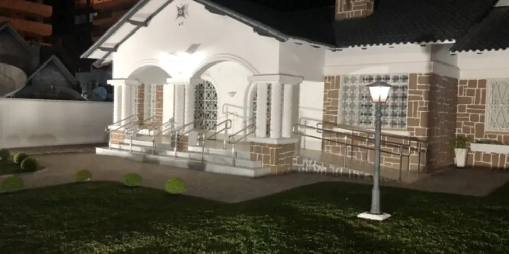 Unidade está localizada nas proximidades do cruzamento com a rua Carlos Osternack