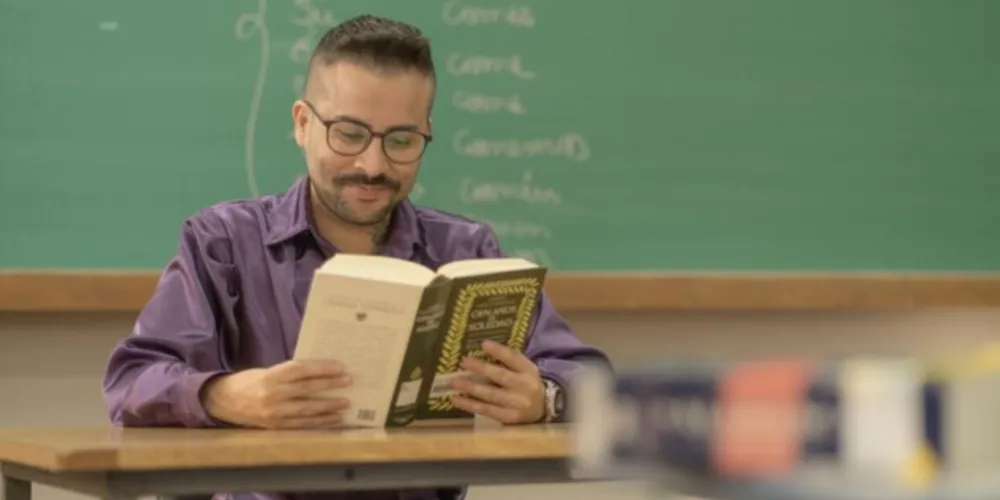 Para participar, é necessário que o aluno tenha 15 anos completos na data da matrícula