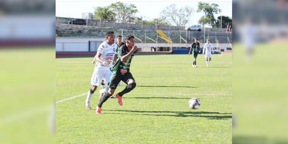 Em Maringá, time sub-20 (foto) foi derrotado pelos donos da casa por 2 a 1