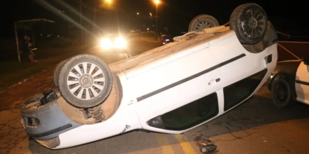 Veículos foram recolhidos ao pátio da Polícia Militar de Ponta Grossa