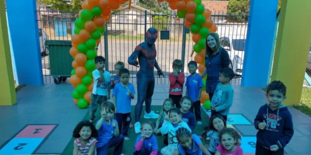 Alunos participaram de atividades lúdicas, recreativas e culturais durante toda a semana em Ponta Grossa