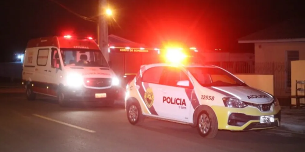 Equipes do Corpo de Bombeiros (Siate) e do Samu prestaram atendimento ao caso