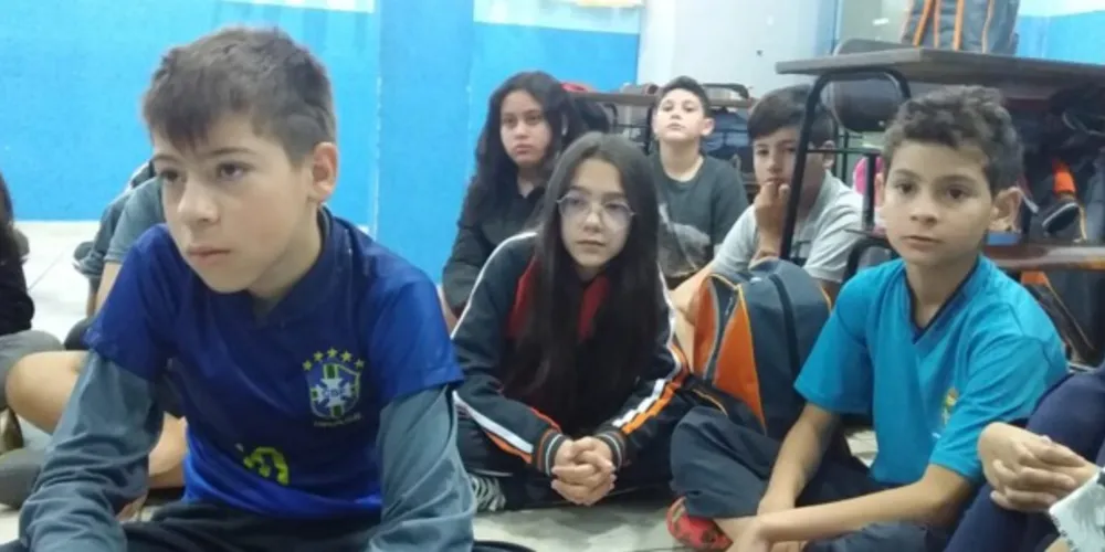 Alunos atuaram em várias frentes para compor trabalho