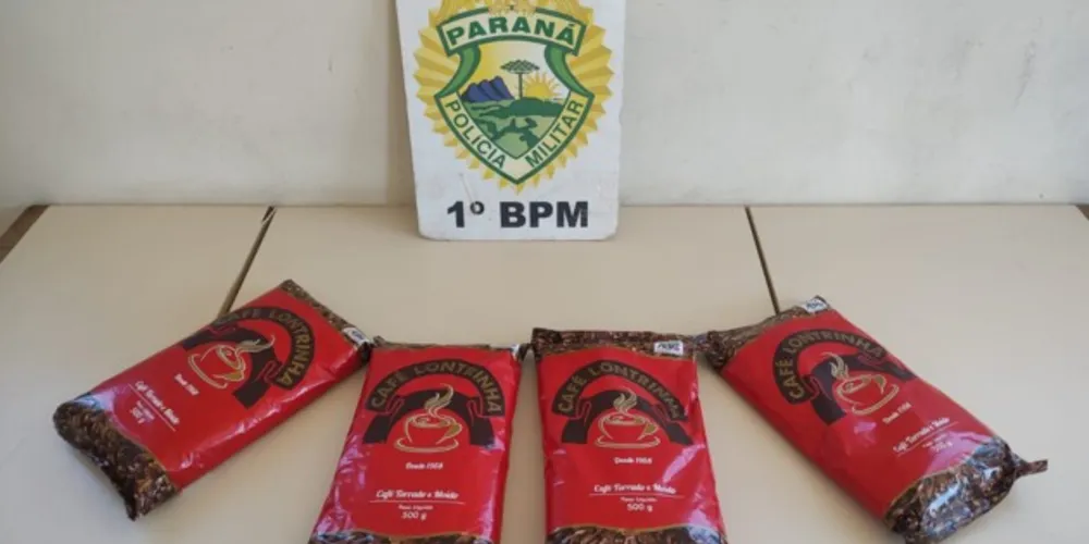 Suspeito entrou no estabelecimento e colocou quatro pacotes de café dentro de uma jaqueta