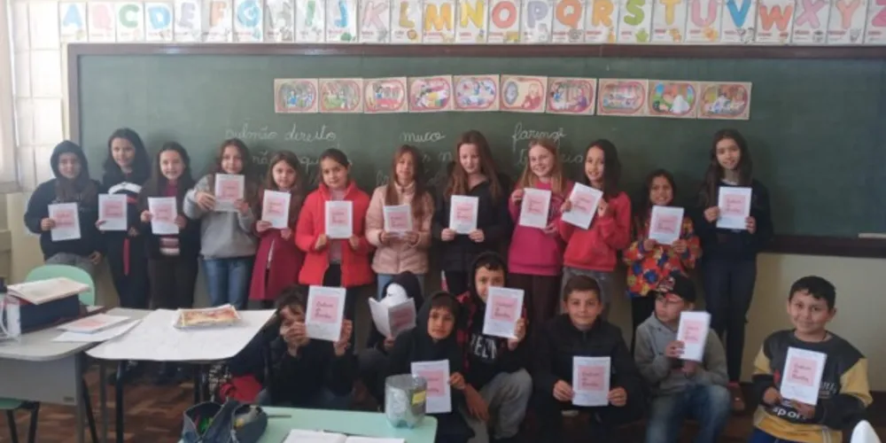 Na atividade, foi realizado com as receitas trazidas pelos alunos um livro de receitas