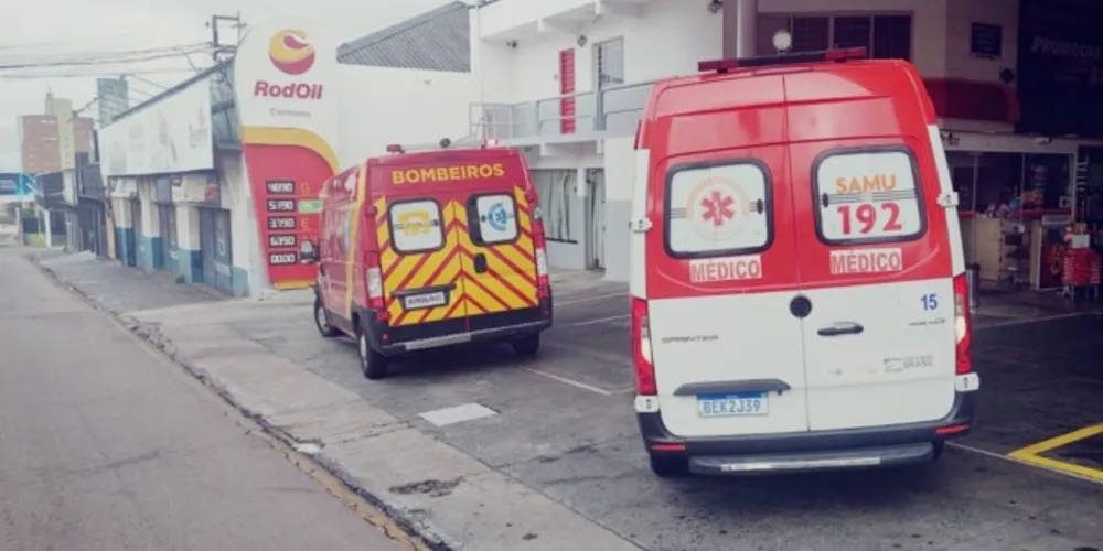Vítima foi esfaqueada no Santa Paula e caminhou quilômetros, até desmaiar na esquina da rua Balduíno Taques e Barão do Cerro Azul