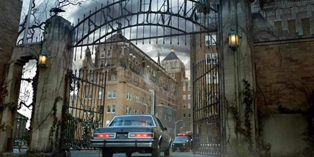 O spin-off levará o espectador para dentro do ambiente de Arkham