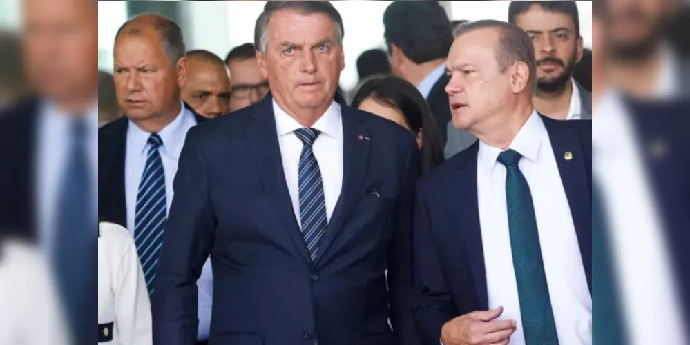 Jair Bolsonaro (PL) e o presidente do PL, Valdemar Costa Neto, entraram com uma representação no Tribunal Superior Eleitoral