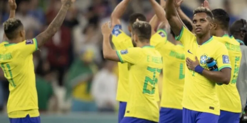 Antes de enfrentar a Suíça, pela segunda rodada do torneio, o treinador cobrou maior atenção da arbitragem para proteger o talento no futebol.