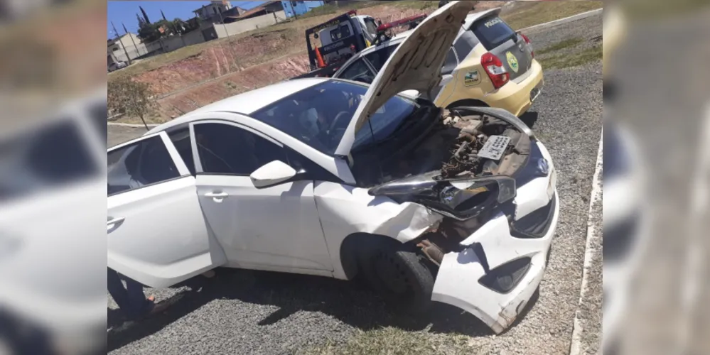 Segundo a Polícia, Hyundai HB20 (foto) havia sido furtado em Maringá e estava com placa adulterada