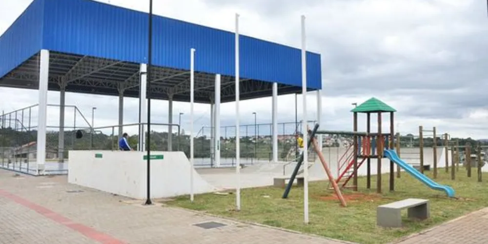 O Departamento Penitenciário, do Governo do Estado, também é parceiro da ação na doação de camisetas que serão sorteadas para as mulheres presentes no evento