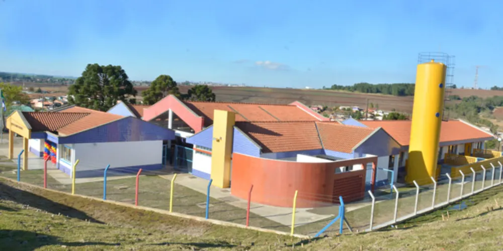 A partir de hoje até o dia 17 de novembro está aberto o sistema de cadastro de intenção de matrícula para novos alunos na Educação Infantil e Ensino Fundamental, totalmente online, para o ano letivo 2023