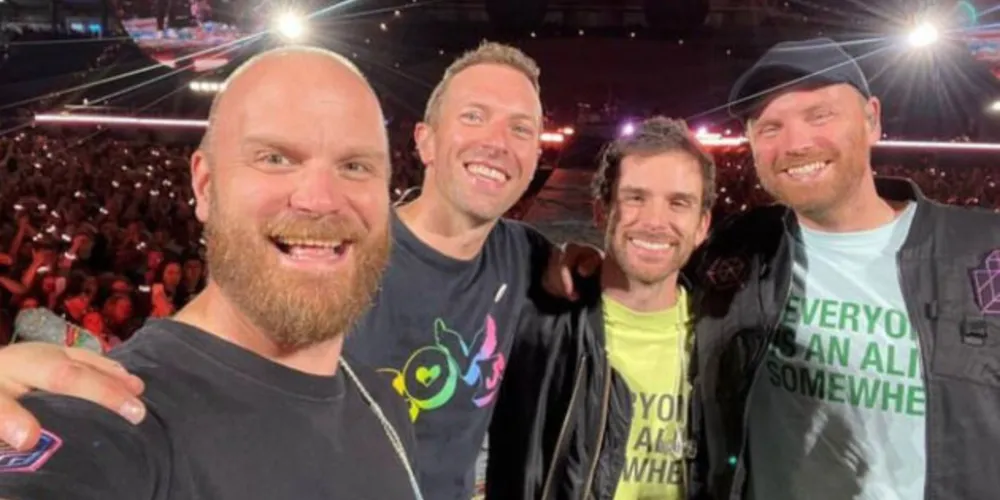 Coldplay anuncia adiamento de todos os shows no Brasil