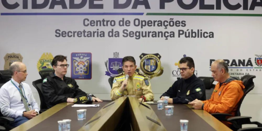 Representantes do gabinete de crise instituído para acompanhar a tragédia concederam uma nova entrevista coletiva nesta quarta-feira