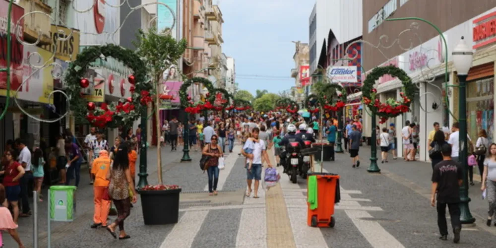 No início do ano, Ponta Grossa levava 2 dias e 7 horas. Mudança facilita negócios na cidade