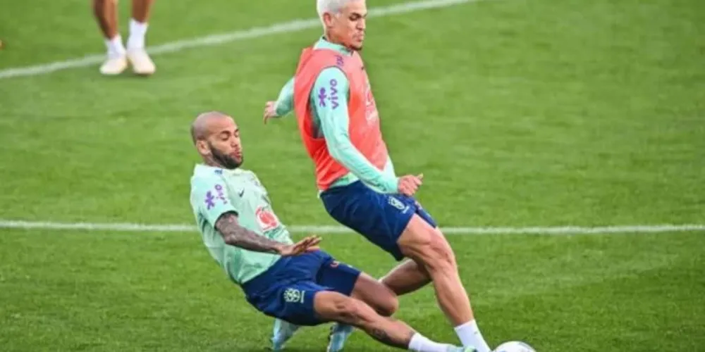 Lance foi registrado pelos repórteres que acompanhavam o treino