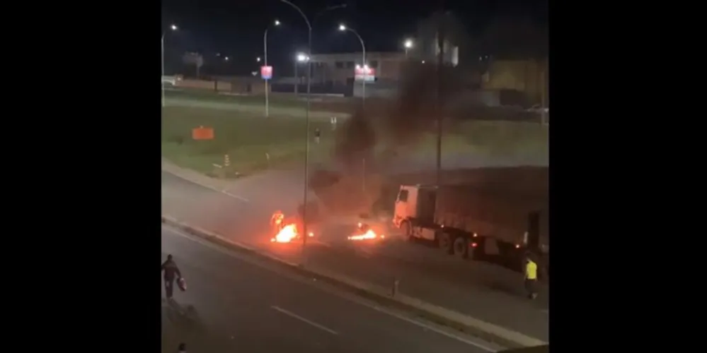 Rodovia ficou bloqueada por quase uma hora em Guarapuava