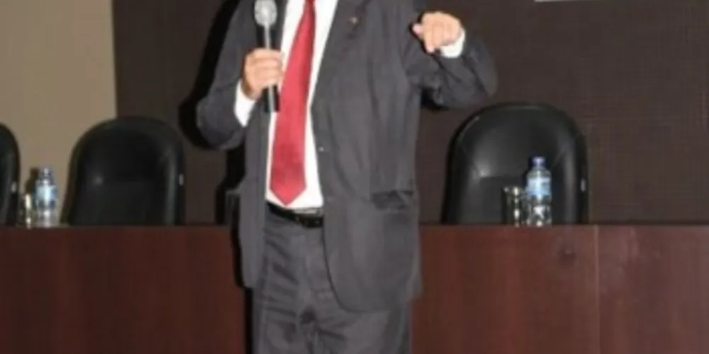 Edmilson Rodrigues Schibelbein morreu neste domingo, aos 71 anos