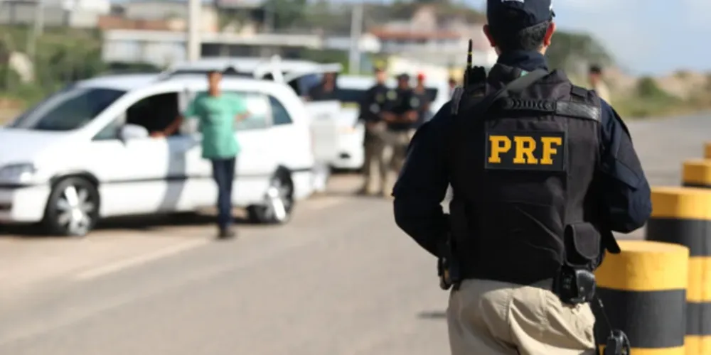 Relatos apontam que eleitores estariam tendo dificuldades em se deslocar por conta de ações da PRF