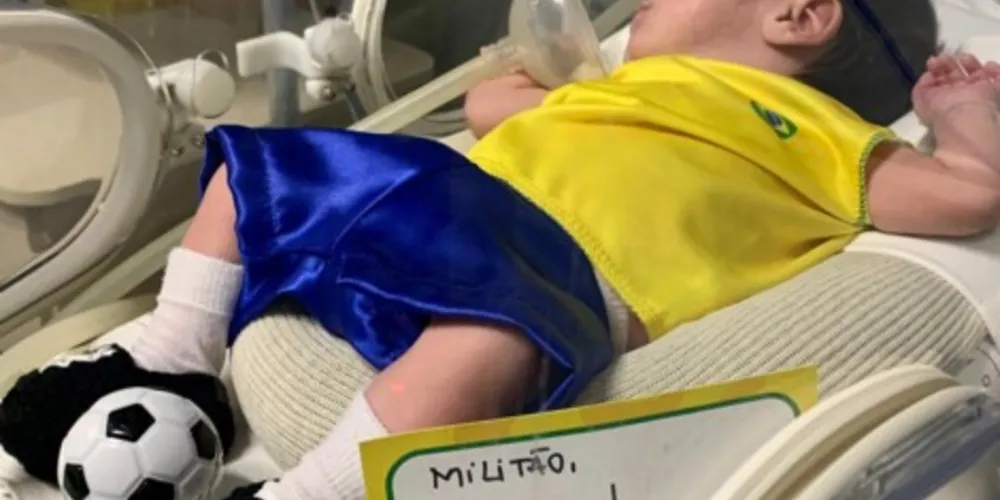 Os recém-nascidos foram vestidos com a ‘amarelinha’ e diversos recadinhos foram enviados ao Catar