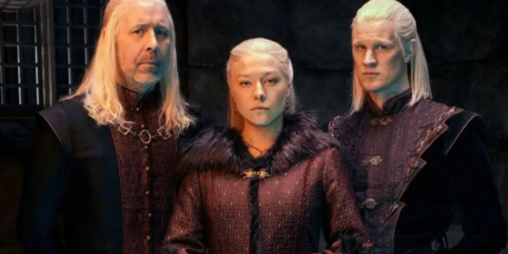 Há de se reconhecer a forma como os roteiristas transformam 'Fogo e Sangue', que serve mais de apêndice para 'As Crônicas de Gelo e Fogo' do que como um capítulo à parte, em uma história intrigante