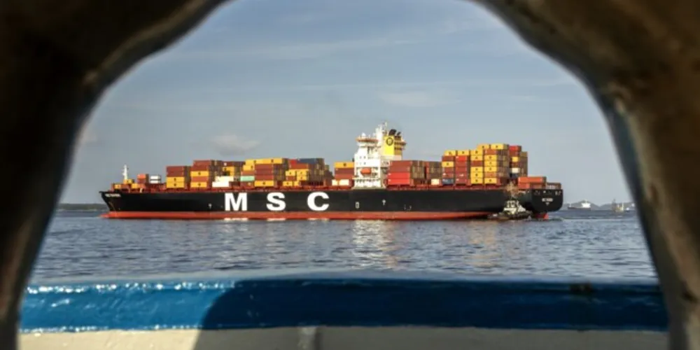 Porto de Paranaguá ampliou o volume movimentado de cargas neste ano