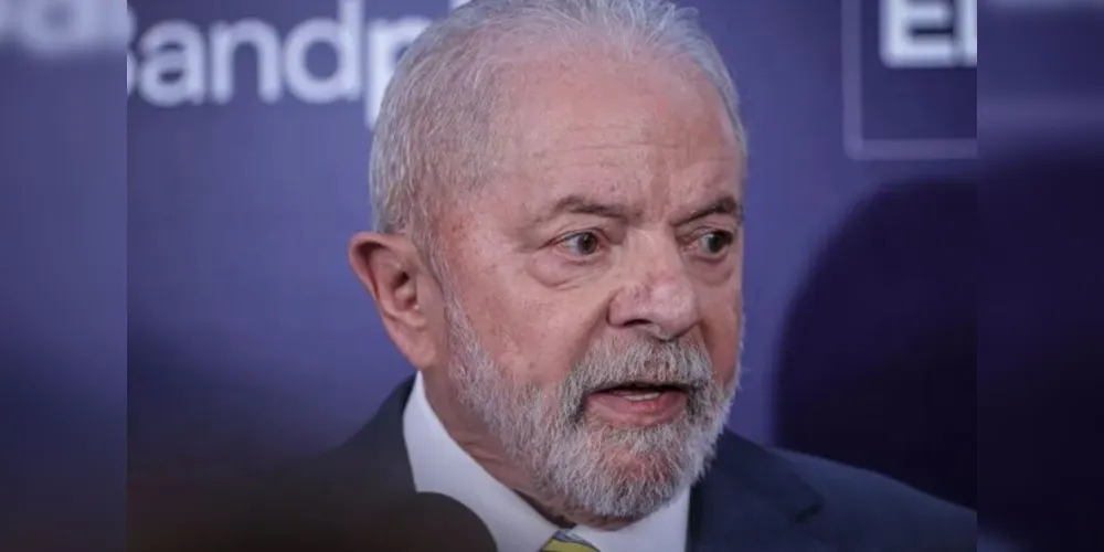 Luiz Inácio Lula da Silva entrou na tarde desta quinta-feira (8), com duas ações de investigação judicial eleitoral