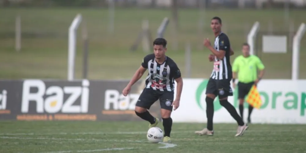 volante Marcos Vinícius, de 19 anos, terá sua primeira experiência da carreira na categoria profissional.