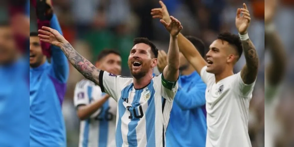 Lionel Messi e Enzo Fernández marcaram e Argentina superou o México por 2 a 0, no estádio Lusail