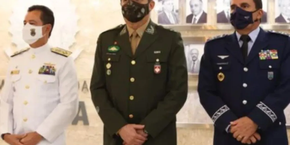 Os militares estão focados no seu “papel constitucional” e reafirmam o “compromisso irrestrito e inabalável com o povo brasileiro"