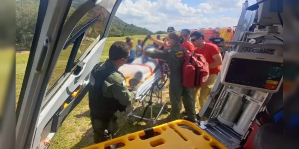 Vítima foi socorrida com helicóptero do BPMOA