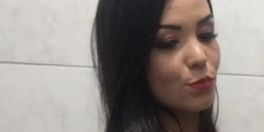 Mulher tinha dois empregos e se mudou para evitar a violência