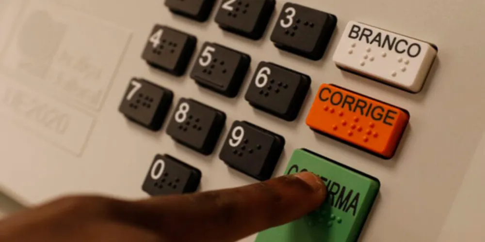 Presidente do TSE alerta que assédio eleitoral nos ambientes de trabalho é crime