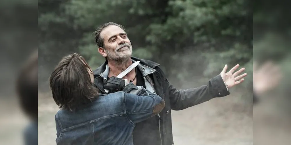 A trama de 'Dead City' vai acompanhar a dupla nada dinâmica formada por Negan (Jeffrey Dean Morgan) e Maggie (Lauren Cohan) em uma viagem para a ilha de Manhattan, que desde o apocalipse zumbi está isolada do continente principal