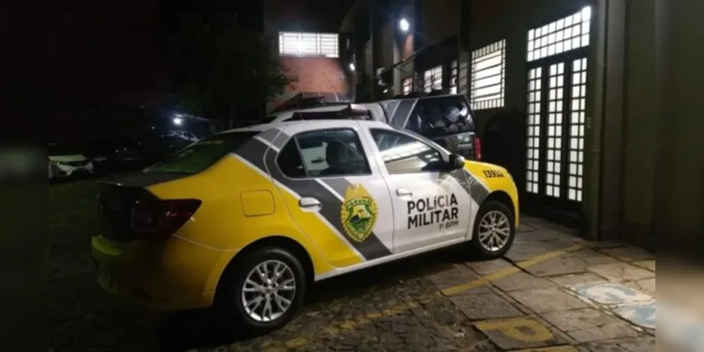 Um suspeito foi preso na operação.