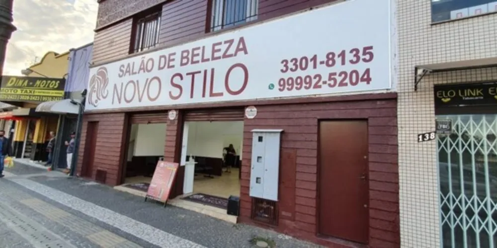 As quatro unidades trabalham com variedades de serviços e estão realizando protocolos exclusivos para preparar os cabelos para o verão