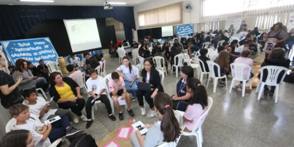 O Conselho Municipal dos Direitos da Criança e do Adolescente (CMDCA), vinculado à Secretaria da Família e Desenvolvimento Social da Prefeitura de Ponta Grossa realizam nos dias 9, 10 e 11 de novembro a Pré-Conferência Municipal dos Direitos da Criança e do Adolescente.