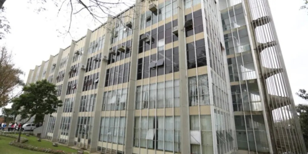 Município conta com quadro reduzido de profissional efetivo e busca atender melhor o funcionalismo público