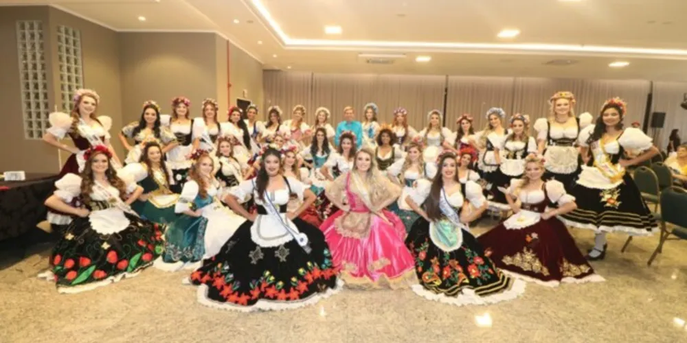 O concurso acontece no Pavilhão do Centro de Eventos de Ponta Grossa.