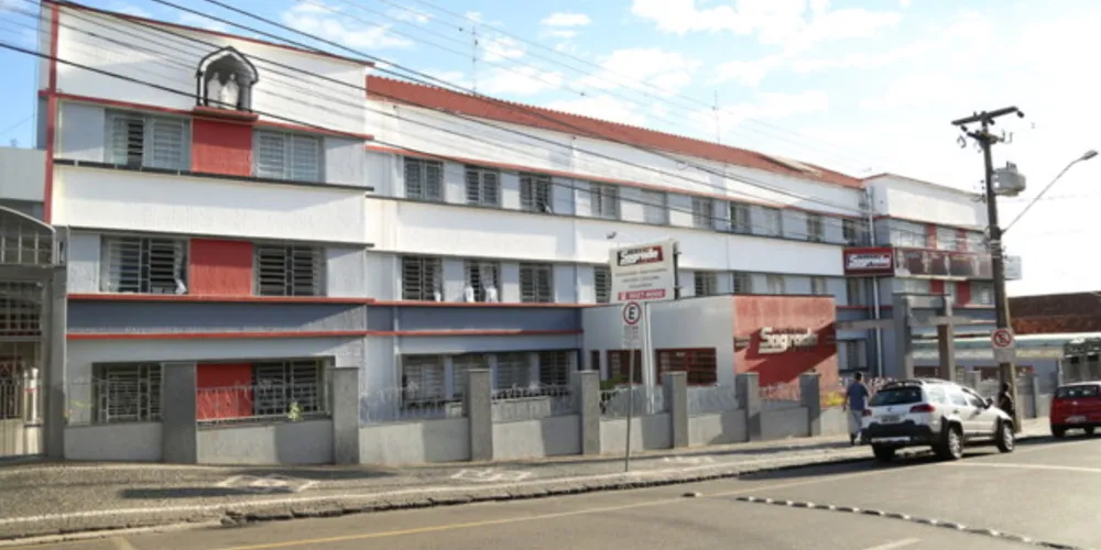 Sede principal da instituição fica localizada na região central de Ponta Grossa